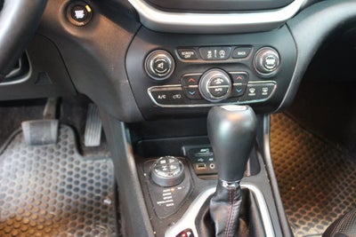 2017 Jeep Cherokee L Plus Pkg