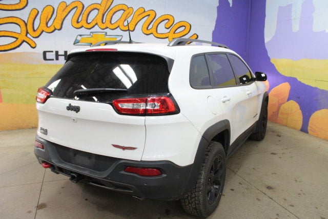 2017 Jeep Cherokee L Plus Pkg