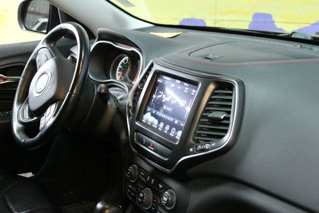 2020 Jeep Cherokee Trailhawk