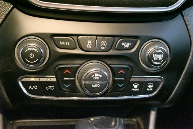 2019 Jeep Cherokee Trailhawk