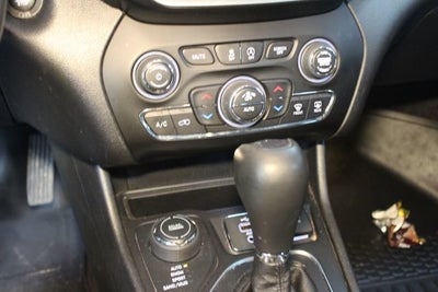 2019 Jeep Cherokee North