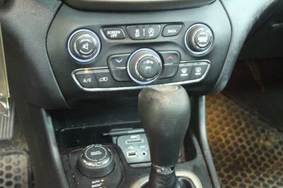 2016 Jeep Cherokee 75th Anniversary