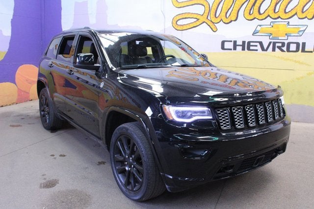 2020 Jeep Grand Cherokee Laredo