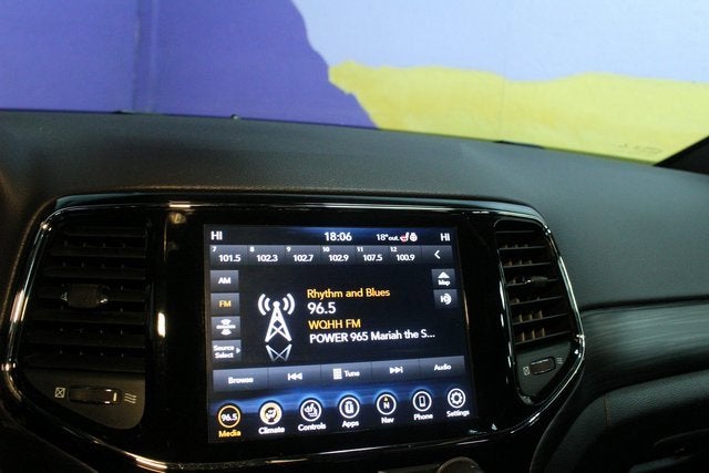 2020 Jeep Grand Cherokee Laredo