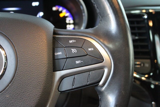 2019 Jeep Grand Cherokee Laredo