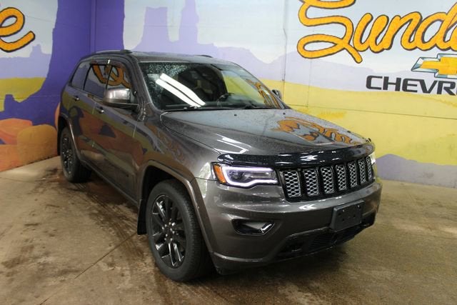 2020 Jeep Grand Cherokee Laredo