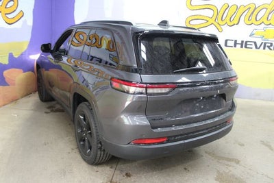 2023 Jeep Grand Cherokee Altitude 4x4