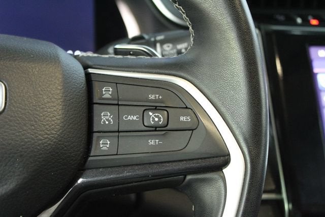 2022 Jeep Grand Cherokee L Laredo