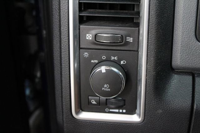 2018 RAM 1500 SLT