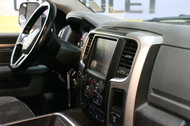 2017 RAM 1500 SLT