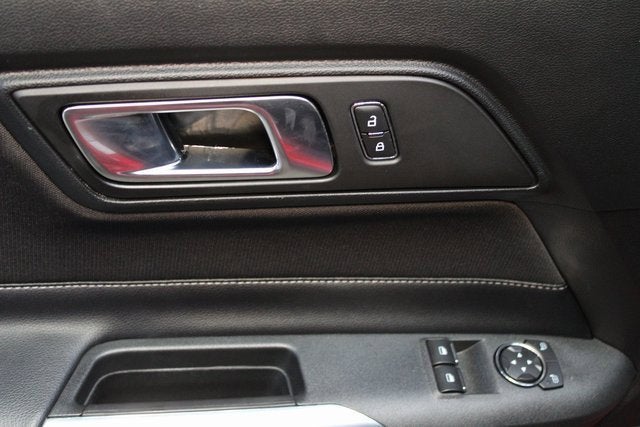 2022 Ford Mustang EcoBoost