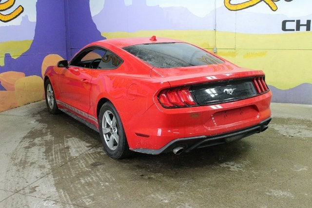 2022 Ford Mustang EcoBoost