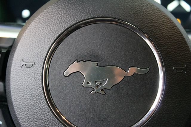 2021 Ford Mustang EcoBoost