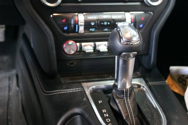 2021 Ford Mustang EcoBoost