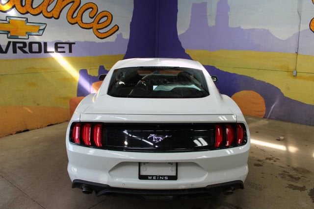 2021 Ford Mustang EcoBoost