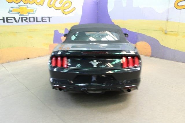 2017 Ford Mustang V6