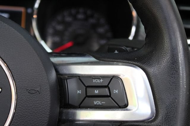 2016 Ford Mustang V6
