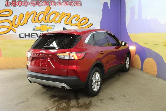 2020 Ford Escape SE
