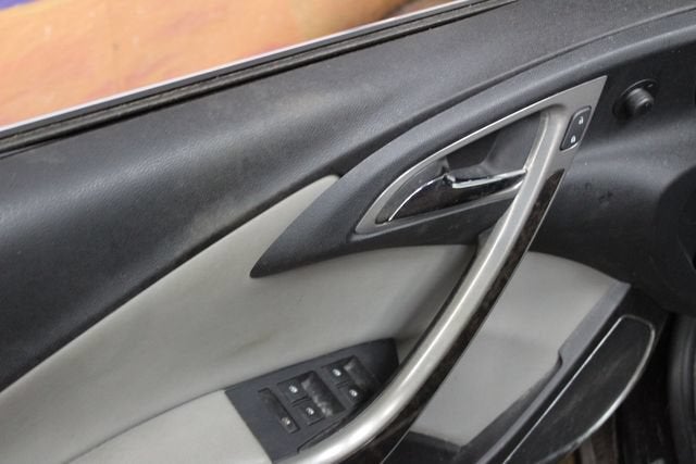 2016 Buick Verano Convenience 1