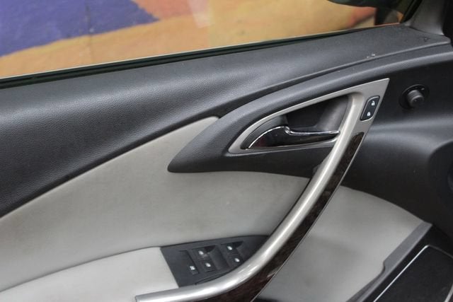 2016 Buick Verano Convenience 1