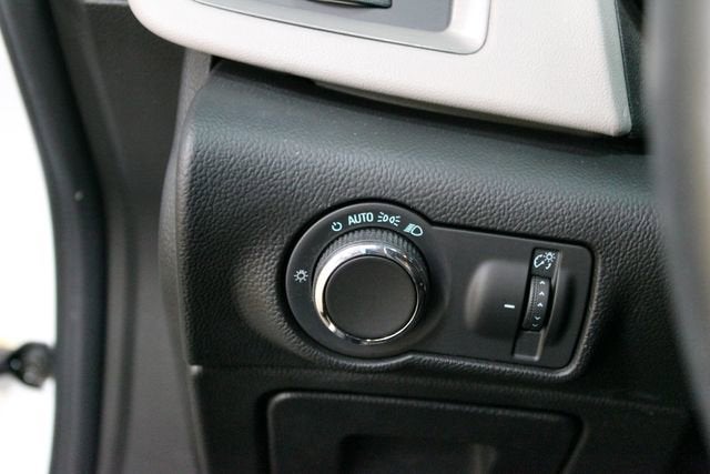 2017 Buick Verano Convenience 1