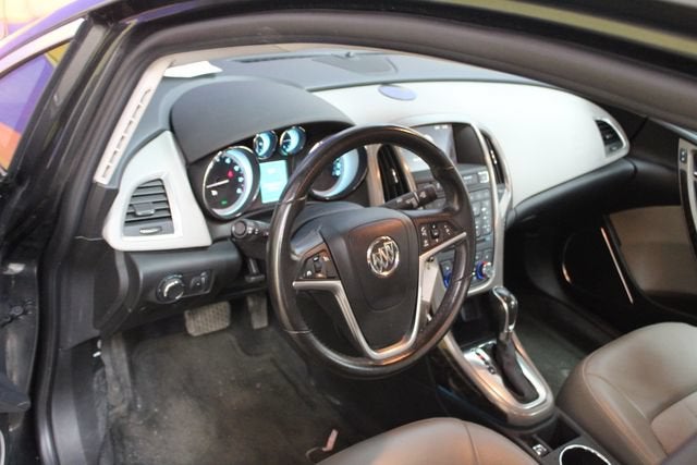 2017 Buick Verano Convenience 1