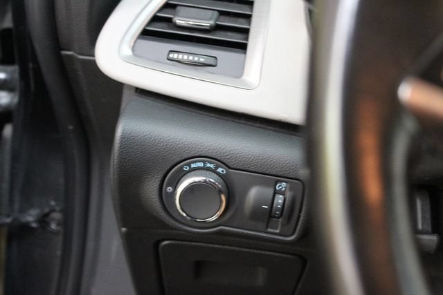 2017 Buick Verano Convenience 1