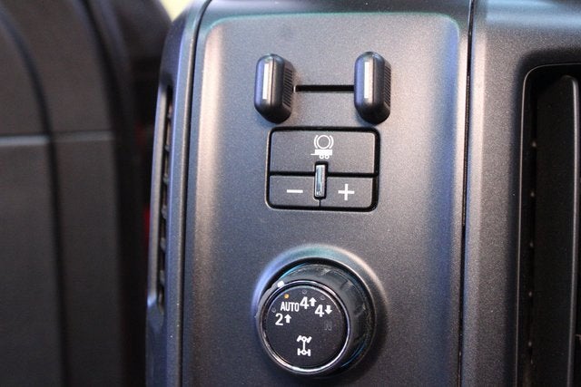 2018 Chevrolet Silverado 1500 Custom