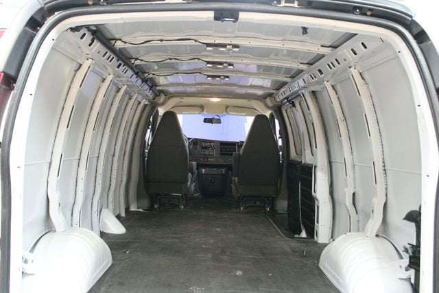 2024 Chevrolet Express Cargo 2500 WT