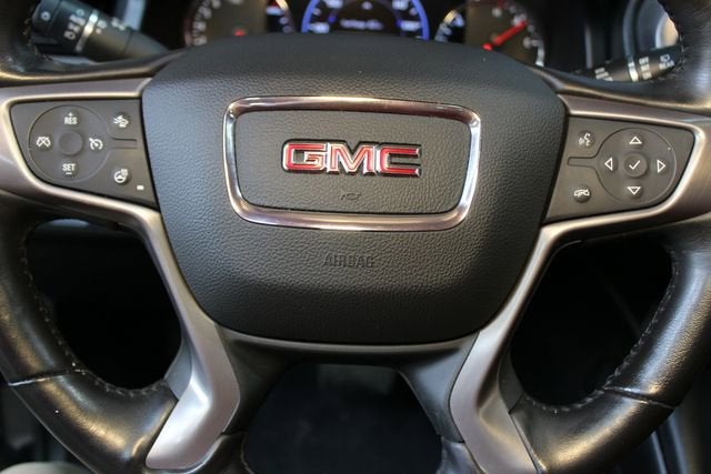 2022 GMC Acadia AT4