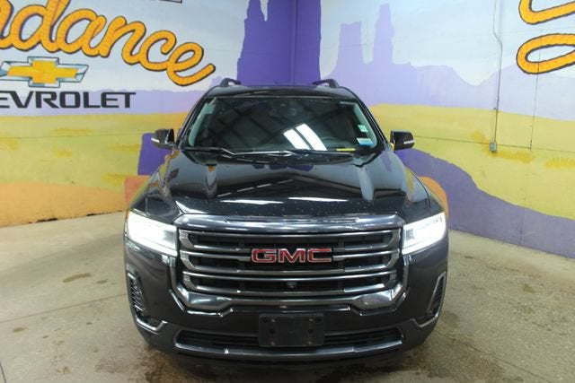 2023 GMC Acadia AT4