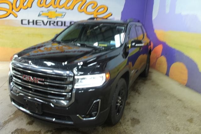 2023 GMC Acadia AT4