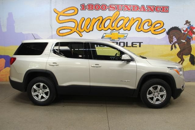 2017 GMC Acadia SLE