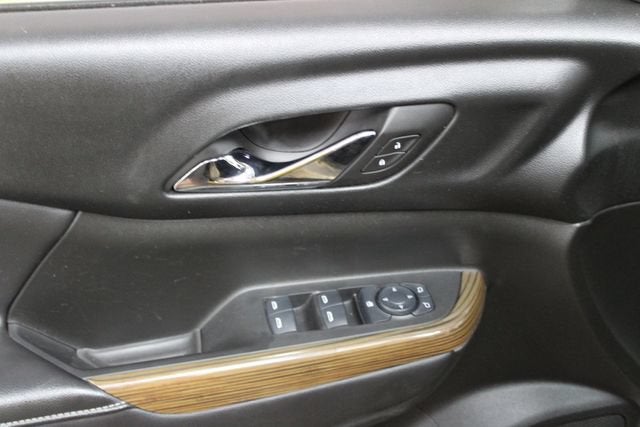 2017 GMC Acadia SLE