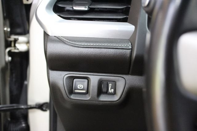2017 GMC Acadia SLE
