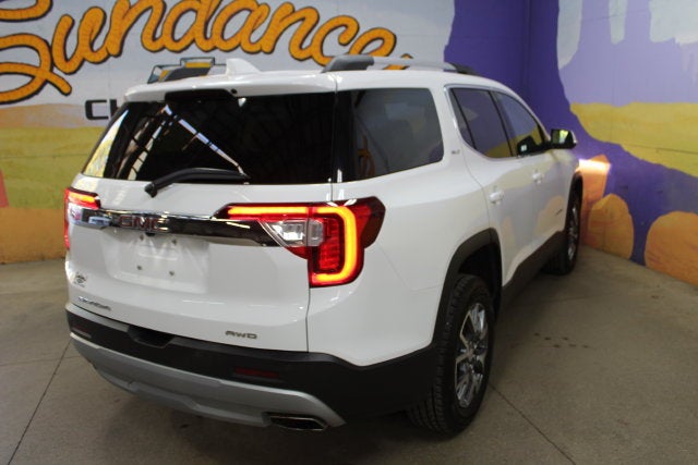 2022 GMC Acadia SLT