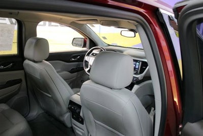 2017 GMC Acadia SLT