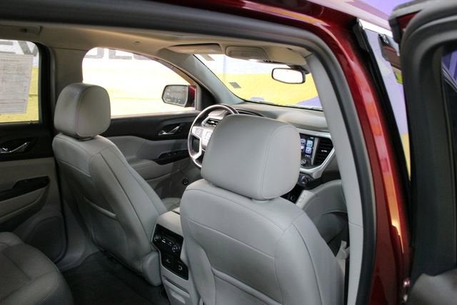 2017 GMC Acadia SLT
