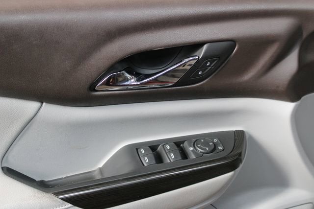 2017 GMC Acadia SLT