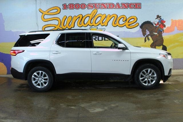 2021 Chevrolet Traverse LT Cloth