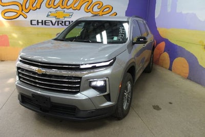 2024 Chevrolet Traverse LT
