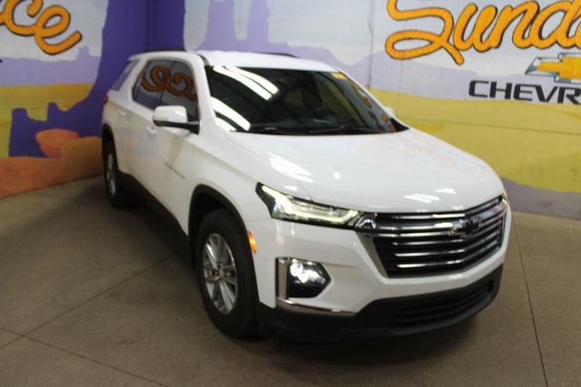 2022 Chevrolet Traverse LT Cloth