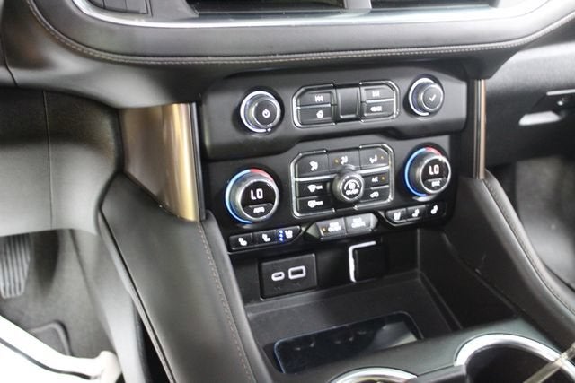 2022 Chevrolet Suburban High Country