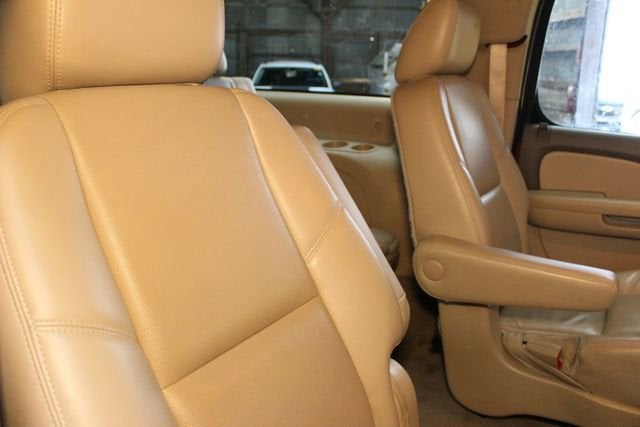 2014 Chevrolet Suburban LTZ