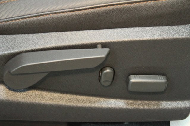 2021 GMC Canyon AT4 - Leather