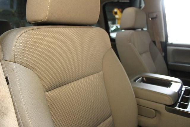 2016 GMC Sierra 1500 DBL CAB 4WD 143.5