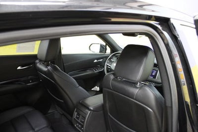 2022 Cadillac XT4 Luxury