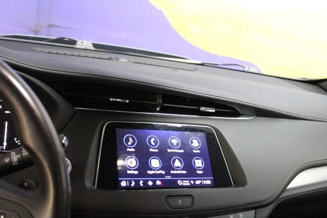 2023 Cadillac XT4 AWD Premium Luxury