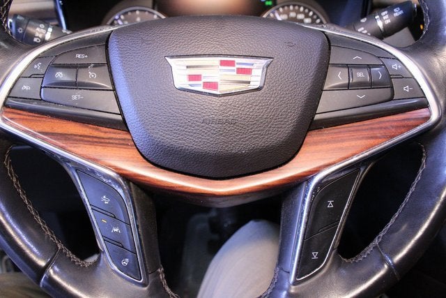 2017 Cadillac XT5 Platinum AWD