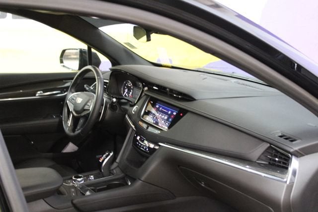 2022 Cadillac XT5 AWD Sport